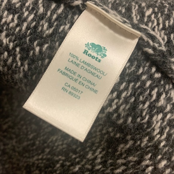 Women’s 100% lambs wool cabin cardigan size xs - Picture 3 of 4